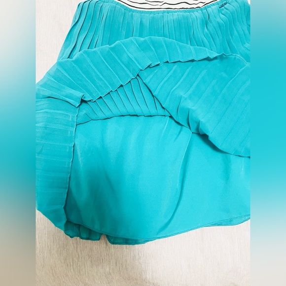 Women's size Medium, Strapless, ROXY Dress - Picture 3 of 3